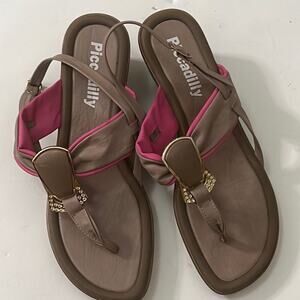 PICCIDALLY LEATHER‎ WEDGE SANDALS SIZE 8